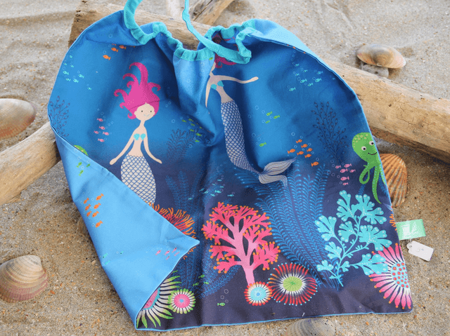 Serviettes élastiquées pour enfant